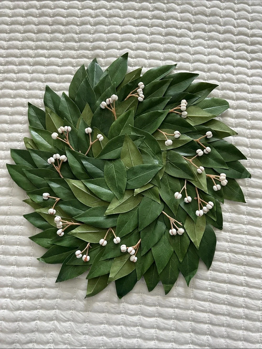 Pottery Barn Leafy Plate Chargers, Set of 4 (Set A)